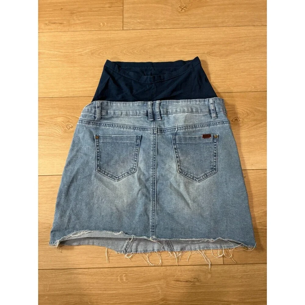 Bandia Maternity Denim Skirt With Under Shorts Light Wash Hem Size US 4